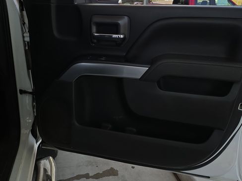 Used 2017 Chevrolet Silverado 1500 LT w/ All Star Edition image 18