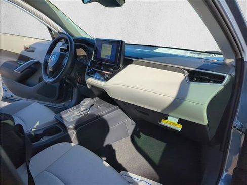 New 2026 Toyota Corolla Cross L image 24