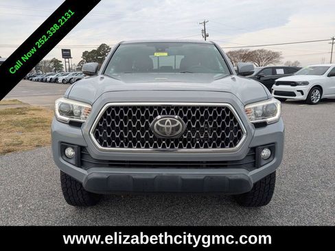 Used 2019 Toyota Tacoma SR image 9