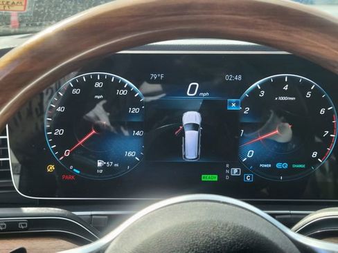 Used 2021 Mercedes-Benz GLS 450 4MATIC image 24