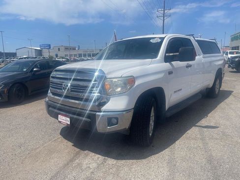 Used 2016 Toyota Tundra SR AWD/4WD image 2