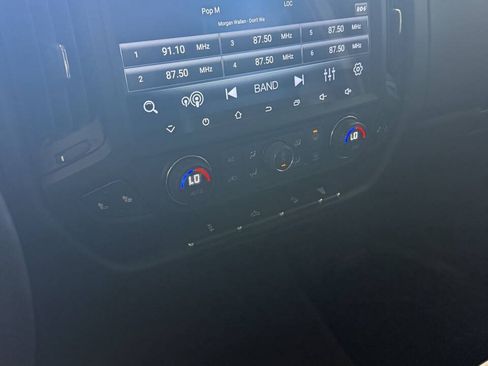 Used 2016 Chevrolet Silverado 2500 LT w/ LT Convenience Package AWD/4WD image 13