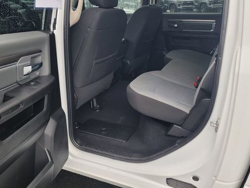 Used 2021 RAM 1500 Classic SLT AWD/4WD image 25