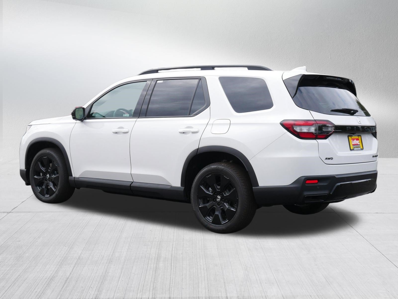 New 2026 Honda Pilot Black Edition image 5