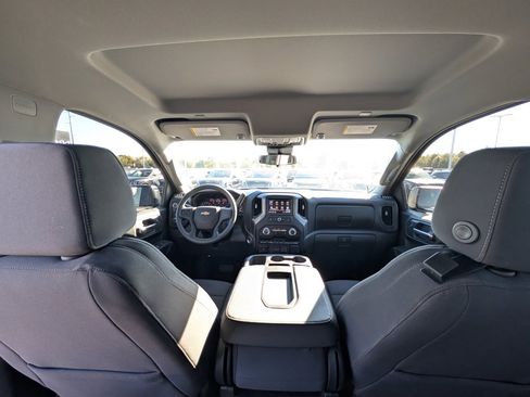 Used 2024 Chevrolet Silverado 1500 Custom w/ Turbomax Blackout Package image 23