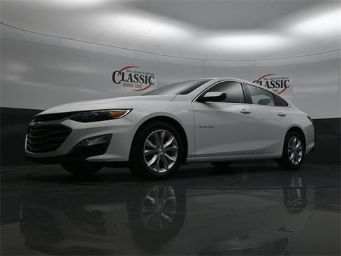 Used 2024 Chevrolet Malibu LT image 24