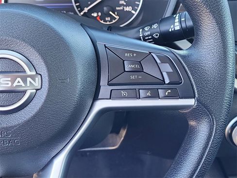 Used 2024 Nissan Altima 2.5 SV image 21