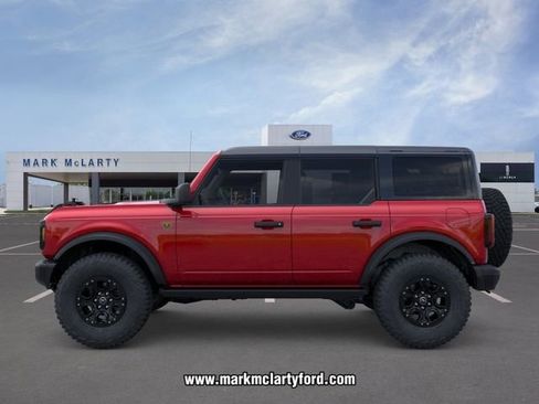 New 2026 Ford Bronco Badlands AWD/4WD image 3