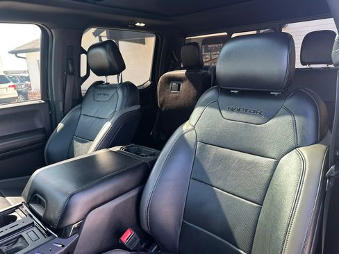 Used 2018 Ford F150 Raptor w/ Equipment Group 802A Luxury AWD/4WD image 43