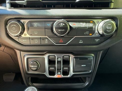 New 2025 Jeep Wrangler Unlimited Sport image 25