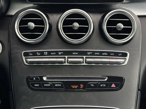 Used 2018 Mercedes-Benz GLC 300 4MATIC image 33