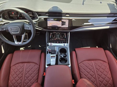 New 2026 Audi SQ7 Premium Plus AWD/4WD image 30
