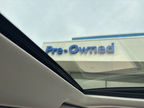 Used 2023 Nissan Rogue SV w/ SV Premium B Package image 25