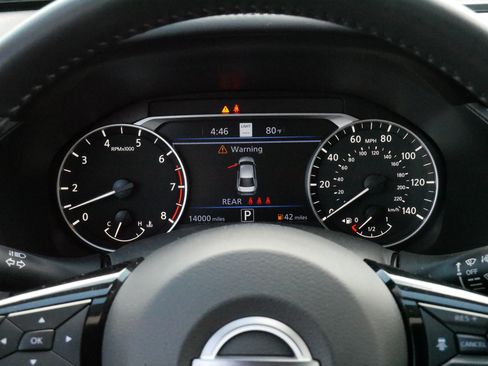 Used 2024 Nissan Altima 2.5 SV w/ SV Premium Package AWD/4WD image 22