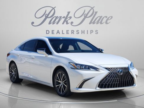 Certified 2023 Lexus ES 350 w/ Premium Package FWD image 4