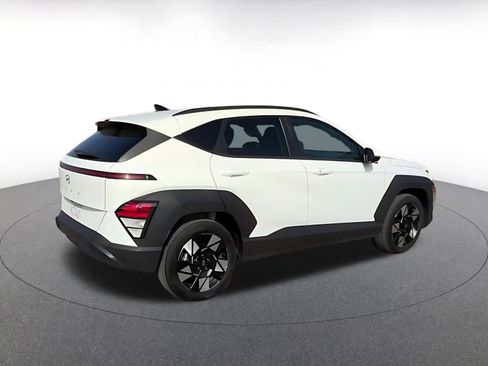 Used 2025 Hyundai Kona SEL image 11