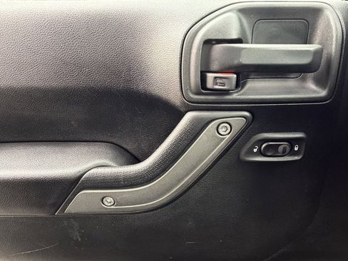 Used 2017 Jeep Wrangler Unlimited Sport w/ Quick Order Package 24S image 26