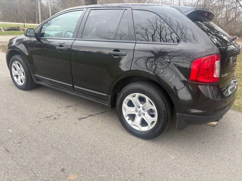Used 2013 Ford Edge SE image 6