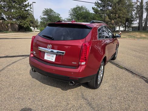 Used 2016 Cadillac SRX Luxury w/ Driver Awareness Package AWD/4WD image 7