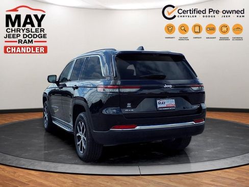 Used 2025 Jeep Grand Cherokee Limited w/ Luxury Tech Group II AWD/4WD image 3
