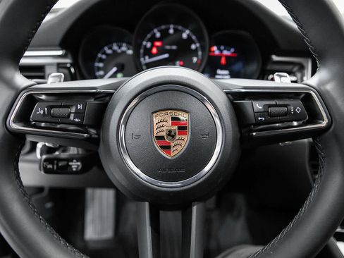 Certified 2026 Porsche Macan AWD/4WD image 14