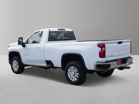 Used 2021 Chevrolet Silverado 3500 LT w/ Convenience Package AWD/4WD image 5