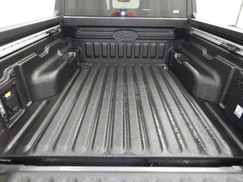 New 2025 Ford Maverick Lariat w/ Black Appearance Package image 17