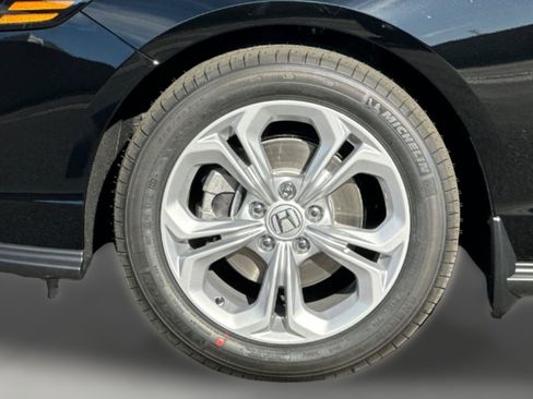 New 2026 Honda Accord LX image 11