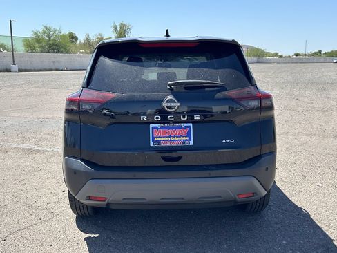 Used 2023 Nissan Rogue S AWD/4WD image 6