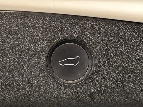 Used 2022 Tesla Model 3 Long Range image 27