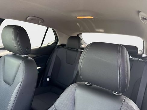 Used 2023 Buick Encore GX Preferred w/ Cold Weather Comfort Package FWD image 17