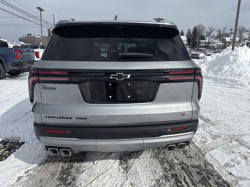 New 2026 Chevrolet Traverse Z71 w/ Driver Confidence Package image 4