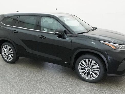 New 2026 Toyota Highlander Platinum AWD/4WD image 46