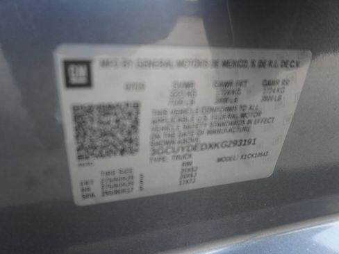 Used 2019 Chevrolet Silverado 1500 LT w/ Texas Edition image 32