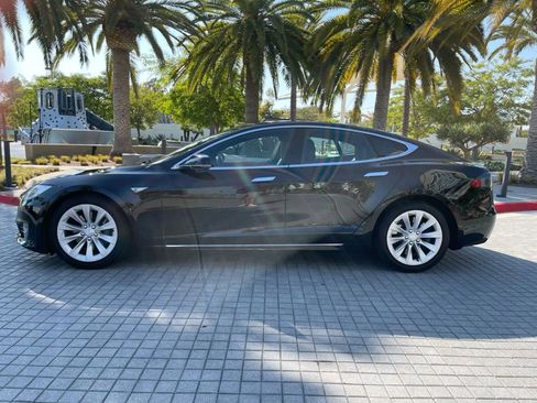 Used 2017 Tesla Model S 75 image 8