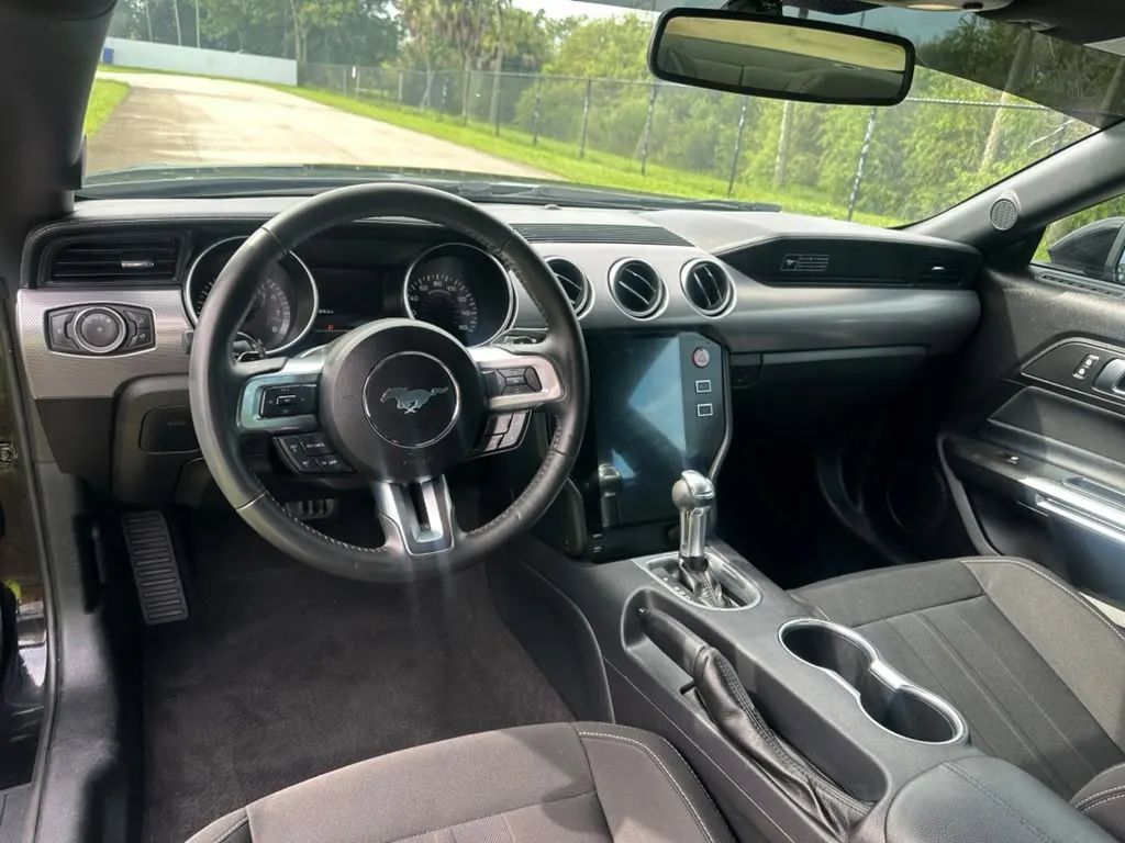 Used 2020 Ford Mustang GT RWD image 9