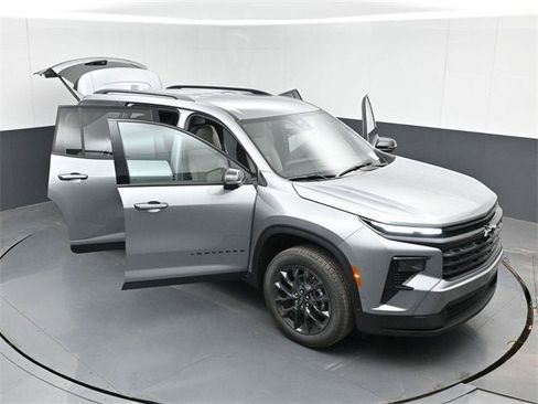 New 2026 Chevrolet Traverse LT w/ Enhanced Driving Package image 52