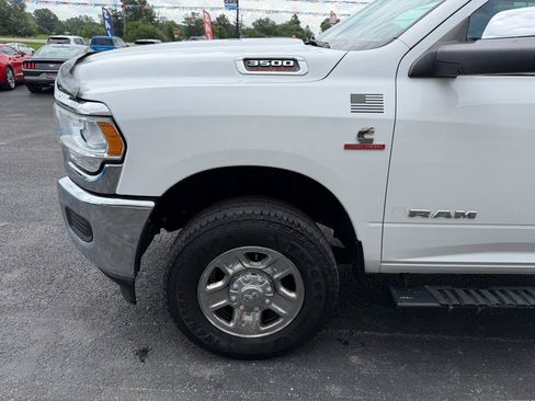 Used 2022 RAM 3500 Tradesman AWD/4WD image 11