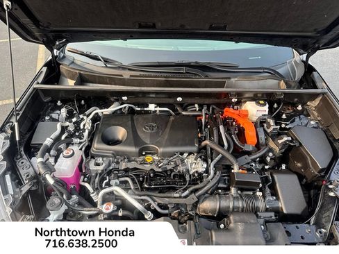 Used 2023 Toyota RAV4 SE w/ Weather & Moonroof Package AWD/4WD image 16