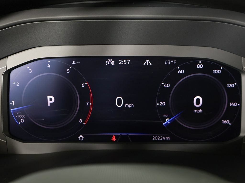 Used 2023 Volkswagen Atlas Cross Sport SEL R-Line AWD/4WD image 45