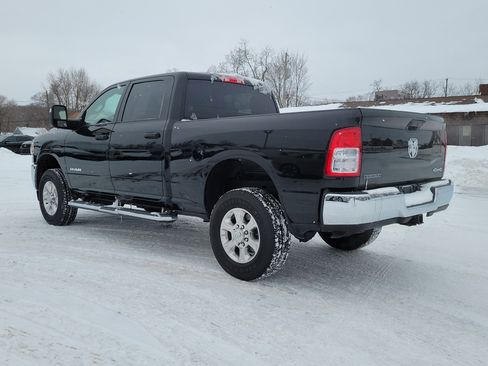 Used 2024 RAM 2500 Big Horn w/ Bed Utility Group image 3