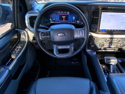 Used 2025 Ford F150 Lariat w/ Equipment Group 502A High image 6