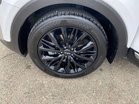 Used 2022 Kia Telluride SX w/ SX Prestige Package image 31