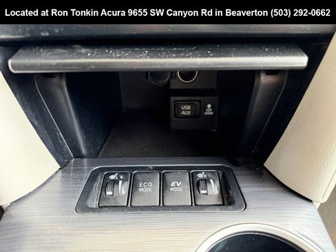 Used 2012 Toyota Camry XLE w/ Leather Pkg FWD image 22