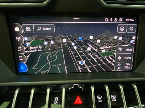 Used 2019 Lamborghini Urus image 31