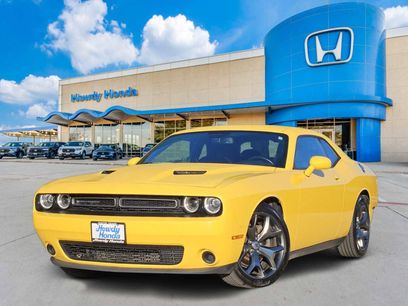 Used 2017 Dodge Challenger SXT w/ Driver Convenience Group
