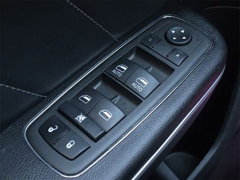 Used 2022 Dodge Charger Scat Pack image 28