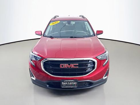 Used 2018 GMC Terrain SLE w/ Driver Convenience Package image 2