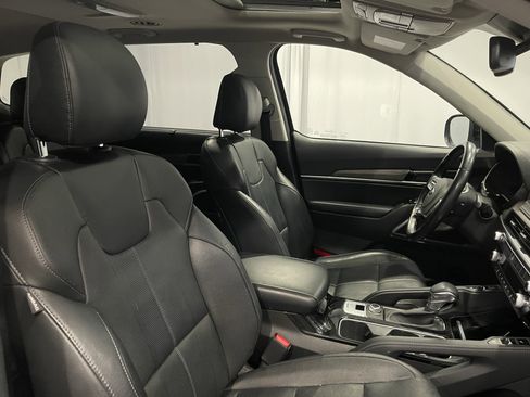 Used 2021 Kia Telluride EX w/ EX Premium Package image 16