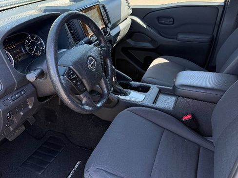 Used 2022 Nissan Frontier S w/ Technology Package RWD image 12